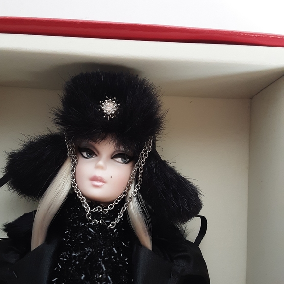 Barbie Fashion Model Collection Russia Verushka Doll - Picture 10 of 16